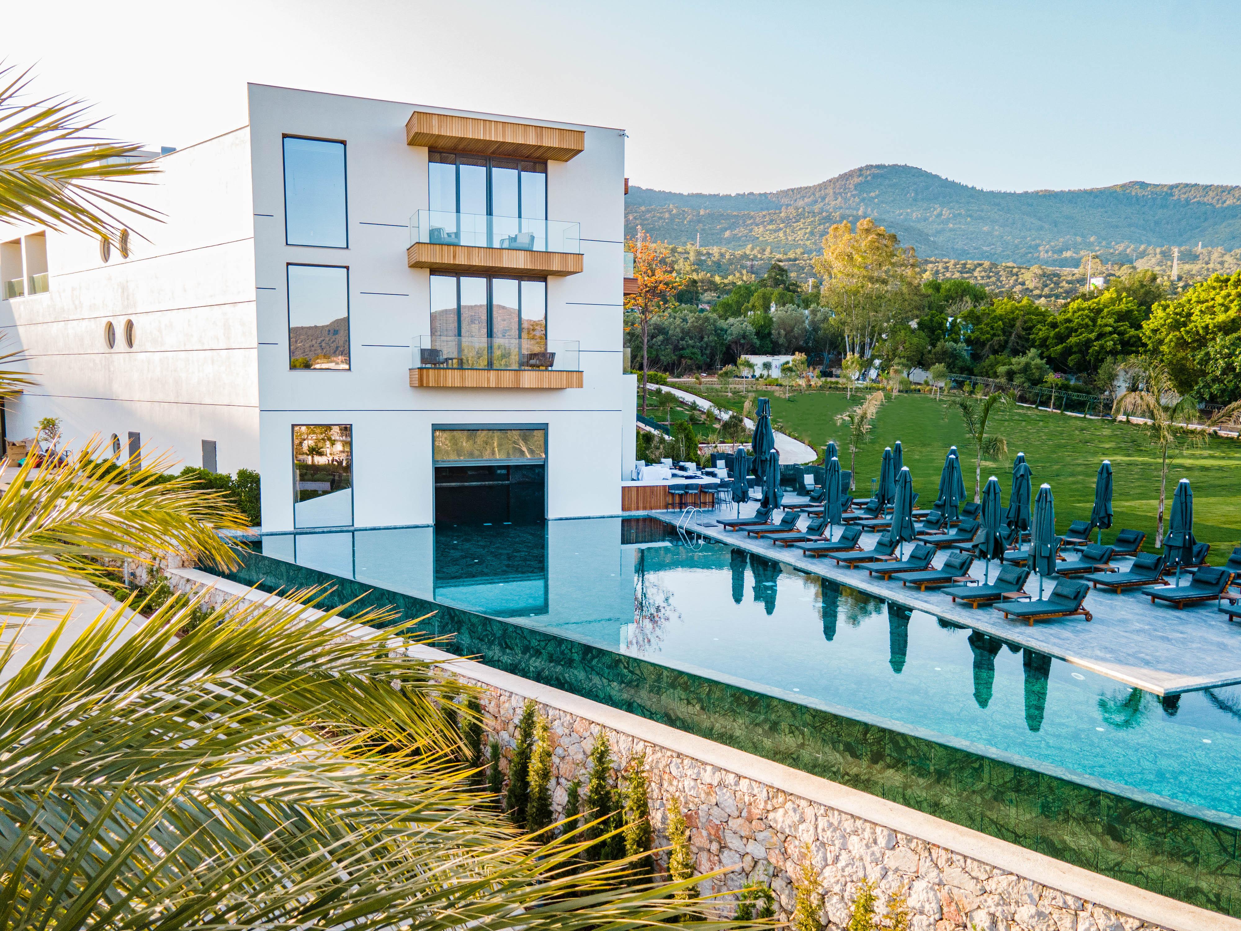 The Norm Collection Door'a Bodrum