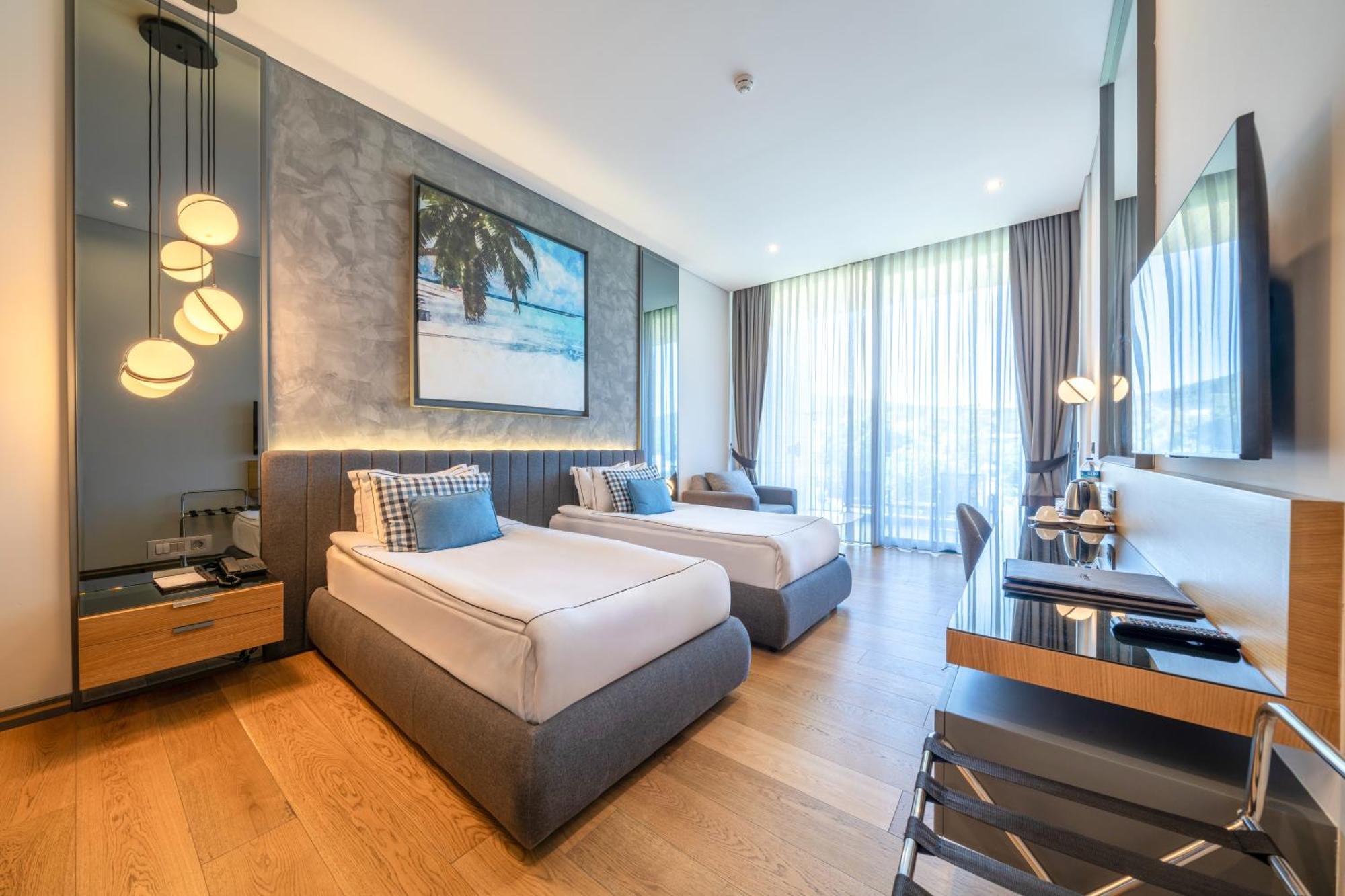 The Norm Collection Door'a Bodrum Otel Torba